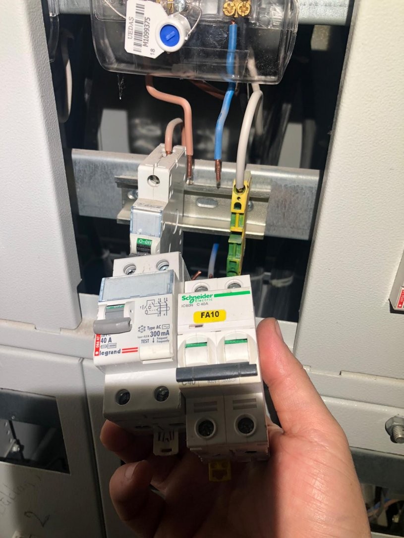 
                                bursa çamlıca mahallesi elektrikçi