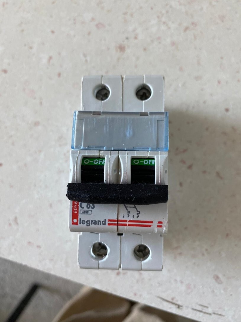 
                                23 nisan elektrikçi